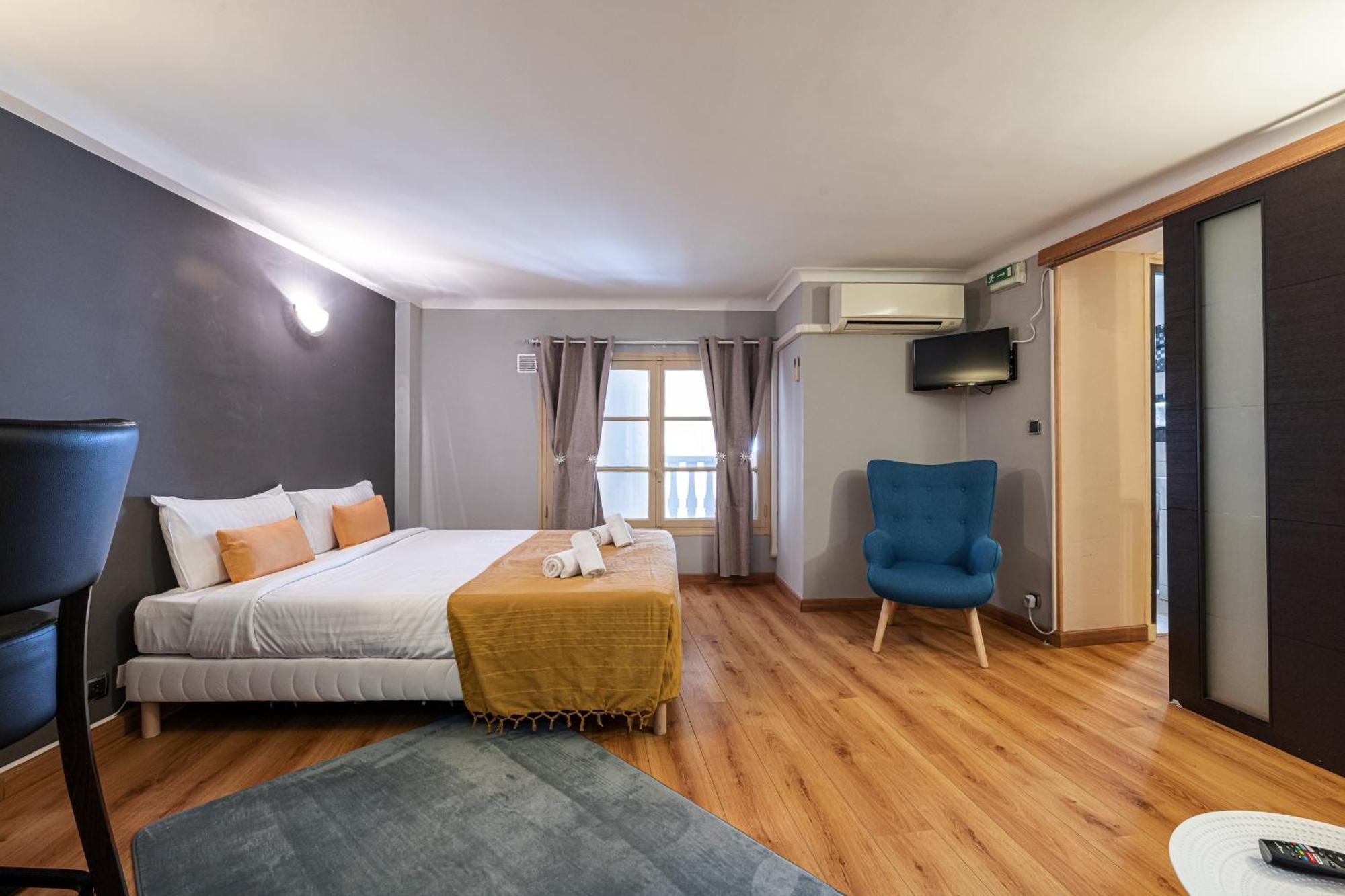 3 Pieces Des Jardins Apartment *